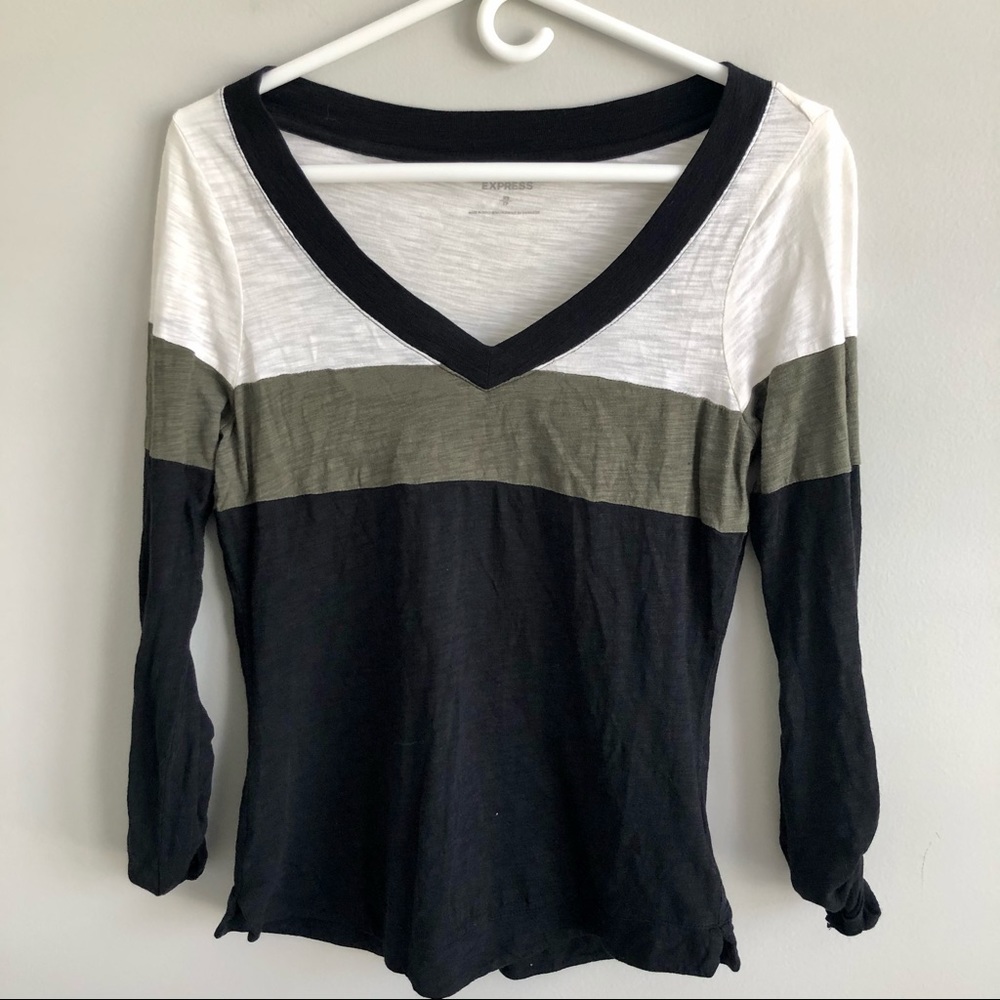 Women’s Express 3/4 length sleeve shirt